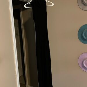 SLEEVELESS TURTLENECK, BACKLESS MIDI DRESS